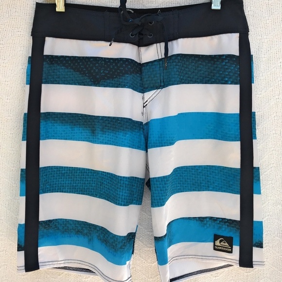 Quiksilver Cypher Series 4 Way Stretch Board Short - Picture 2 of 8